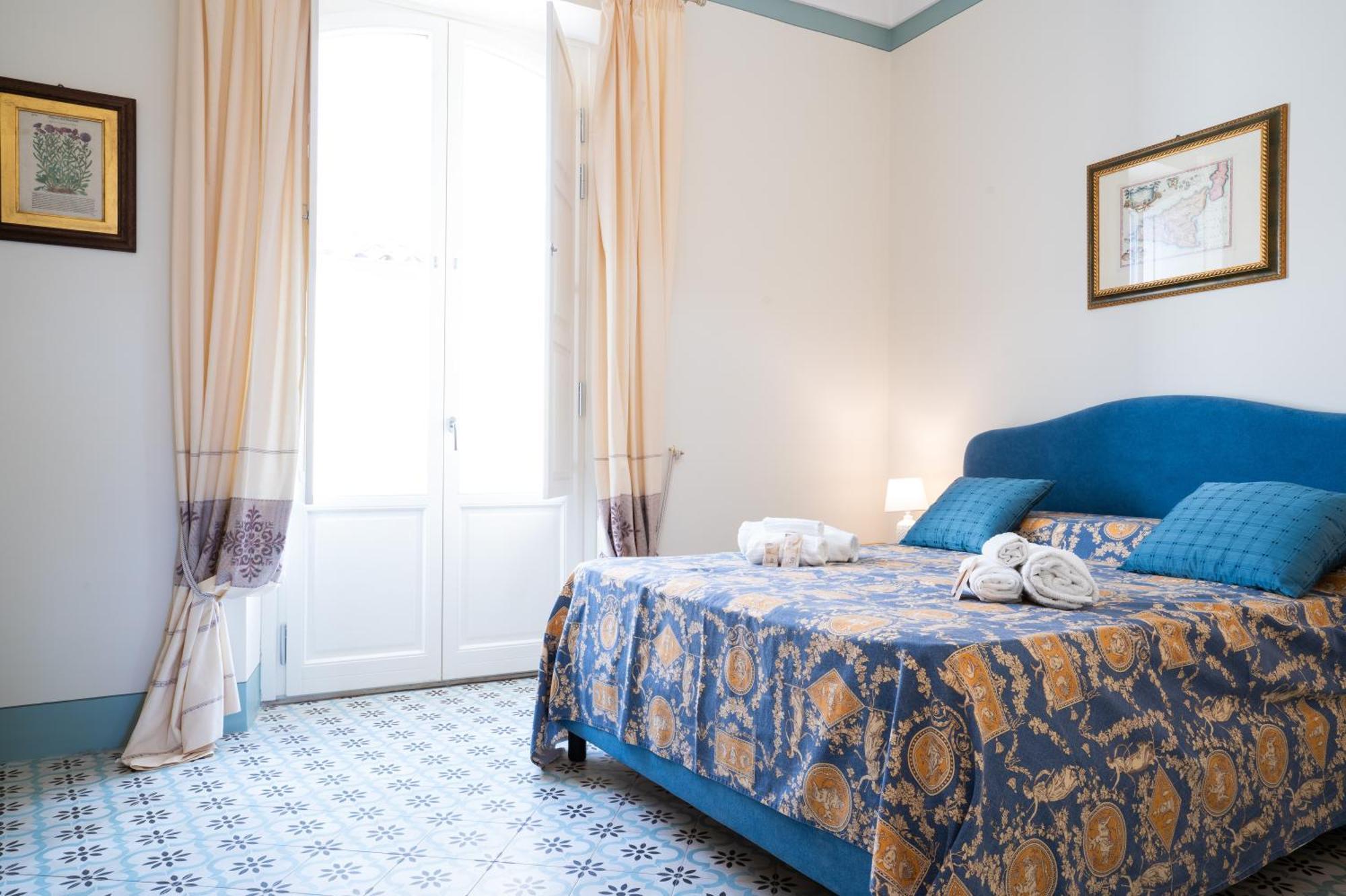 Capo 10 Liberty Apartments Szirakúza Kültér fotó